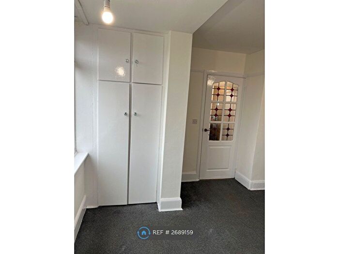 3 Bedroom Bungalow To Rent In Aled Gardens, Kinmel Bay, Rhyl, LL18