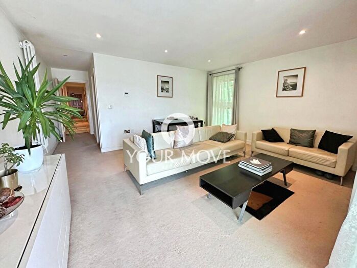 2 Bedroom Flat To Rent In Erebus Drive, London, SE28