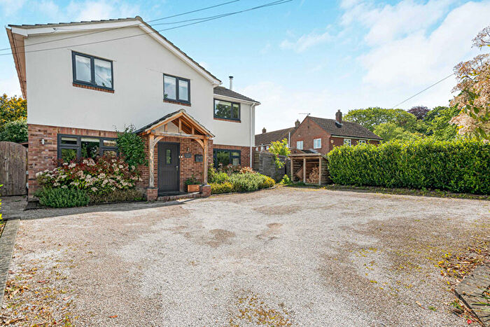 4 Bedroom Detached House For Sale In Baker Street, Aston Tirrold, OX11