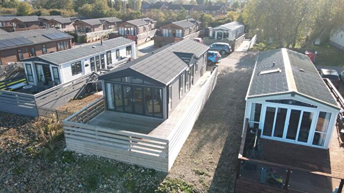 2 Bedroom Lodge For Sale In Tallington Lakes, PE9