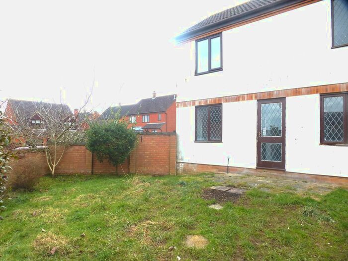 3 Bedroom Detached House To Rent In Chatsworth, Great Holm, Milton Keynes, MK8