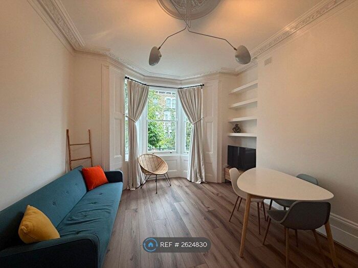 1 Bedroom Flat To Rent In Kentish Town, London, NW5