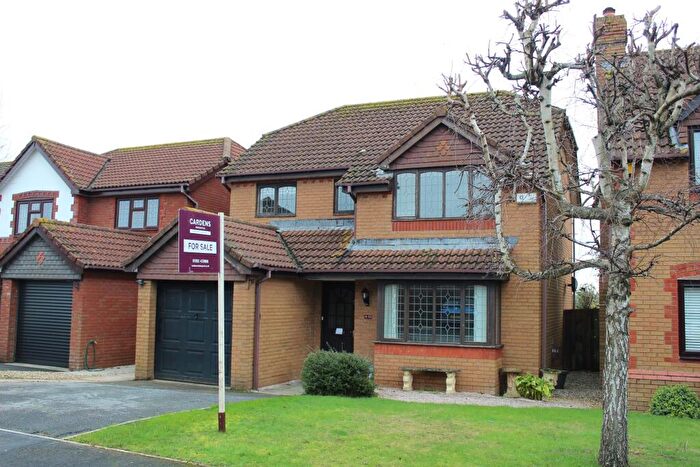 4 Bedroom Detached House For Sale In Berrybrook Meadow, Exminster, Exeter, EX6