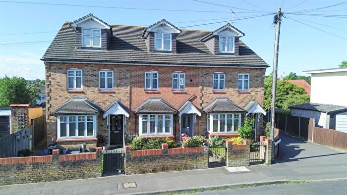 2 Bedroom Terraced House For Sale In Haig Road, Aldershot, GU12