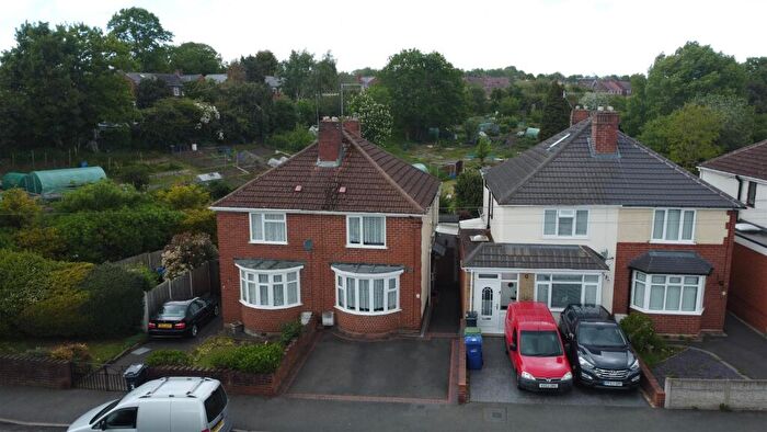 2 Bedroom Semi Detached House For Sale In Oak Park Road, Stourbridge, DY8