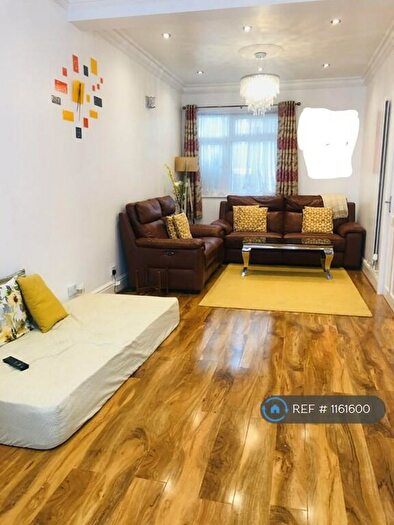 3 Bedroom Terraced House To Rent In Elsa Road, Welling, DA16