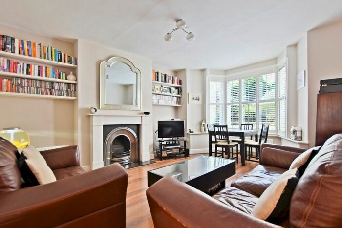 1 Bedroom Flat To Rent In Marlborough Road, London, N19