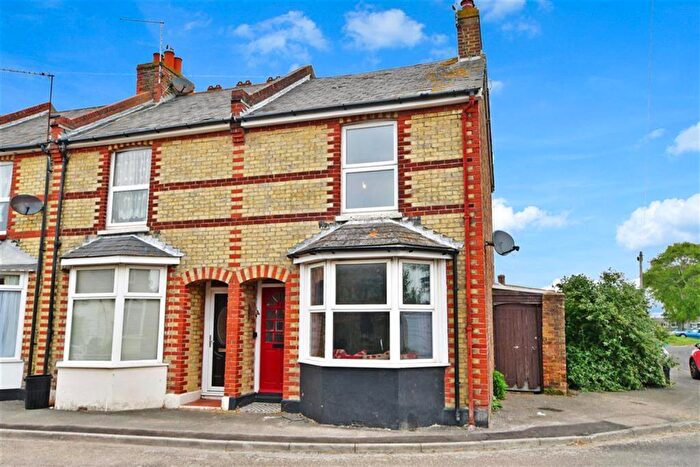 3 Bedroom End Of Terrace House To Rent In Ivy Lane, Bognor Regis, PO22