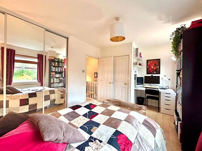 2 Bedroom End Of Terrace House For Sale In Chestnut Square, Leamington Spa, CV32