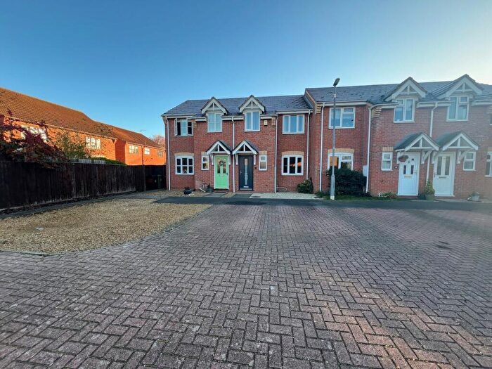 3 Bedroom House To Rent In Clover Gardens, Stamford, PE9