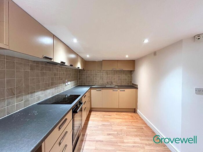 1 Bedroom Flat To Rent In Manchester Road, Rochdale, OL11