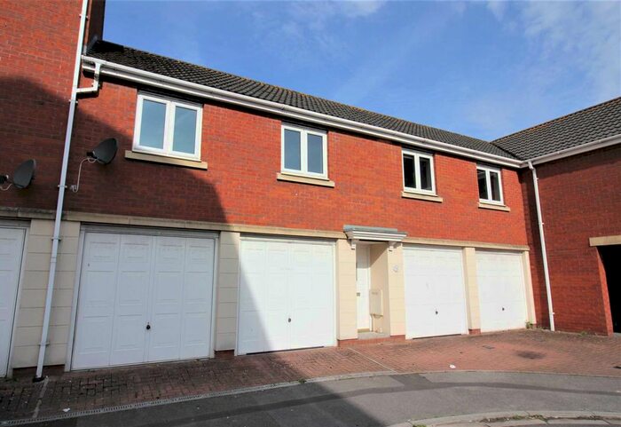 2 Bedroom Garage / Parking To Rent In Macfarlane Chase, Weston-Super-Mare, BS23