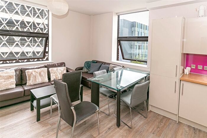 6 Bedroom Flat To Rent In Crown House, - Prince Street, City Centre, Bristol, BS1