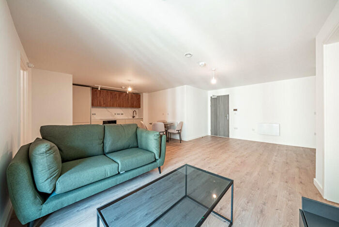 2 Bedroom Apartment To Rent In Sapphire Court, Bradford Street, Birmingham, B12