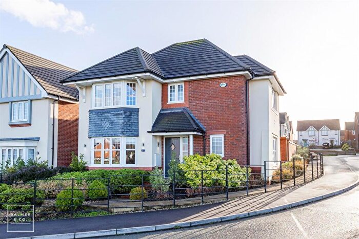 4 Bedroom Detached House For Sale In Norton Road, Mosely Common, M28