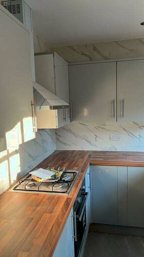 4 Bedroom End Of Terrace House To Rent In St. Helier Avenue, Morden, Surrey, SM4