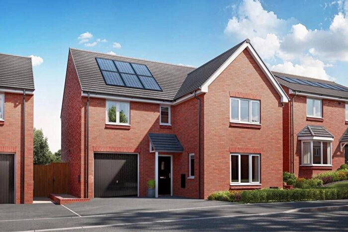 4 Bedroom Detached House For Sale In Broken Stone Road, Blackburn, BB3