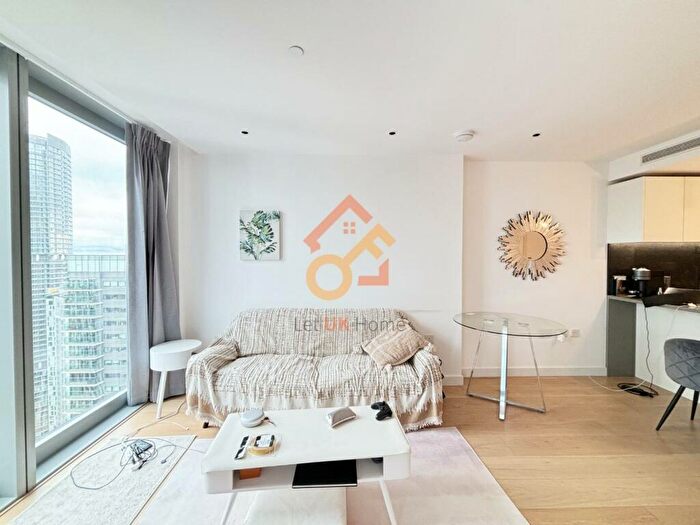 1 Bedroom Flat To Rent In Landmark Pinnacle, Marsh Wall, London, E14