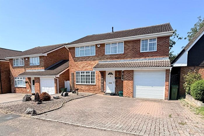 5 Bedroom Detached House For Sale In Edendale Road, Cheltenham, GL51