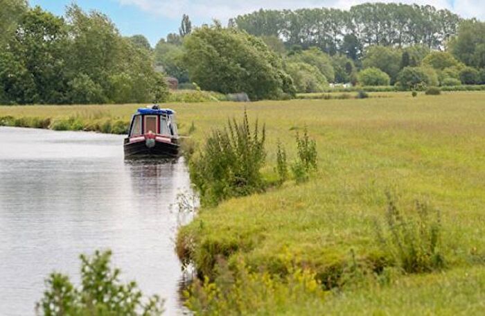 3 Bedroom Terraced House For Sale In Alexander Crescent, Highworth, Swindon, SN6