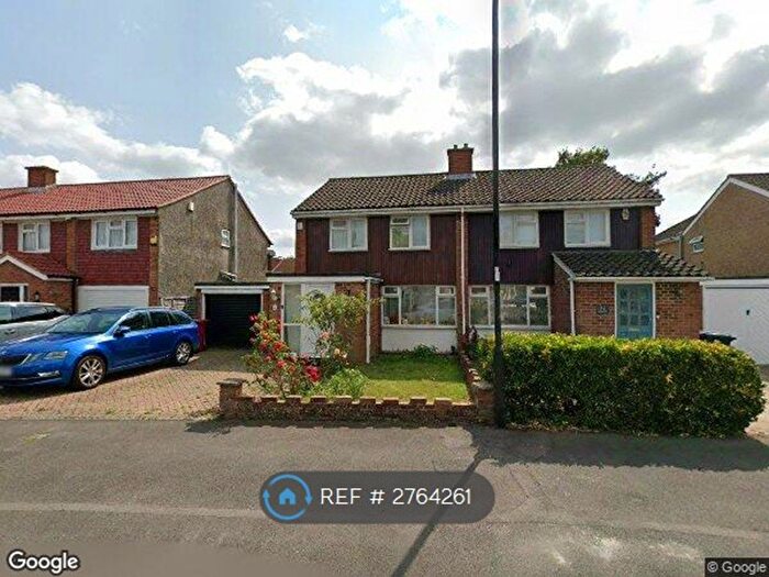 3 Bedroom Semi-Detached House To Rent In Seacourt Road, Slough, SL3