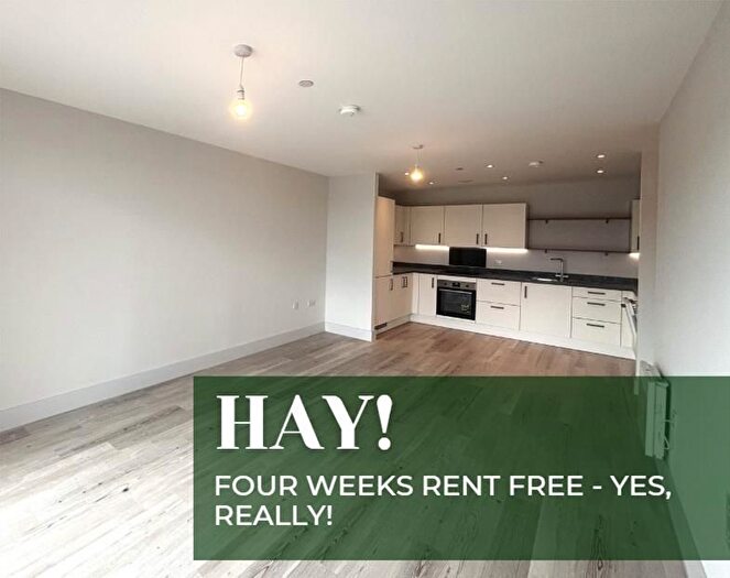 3 Bedroom Flat To Rent In Prince Charles Road, Exeter, EX4