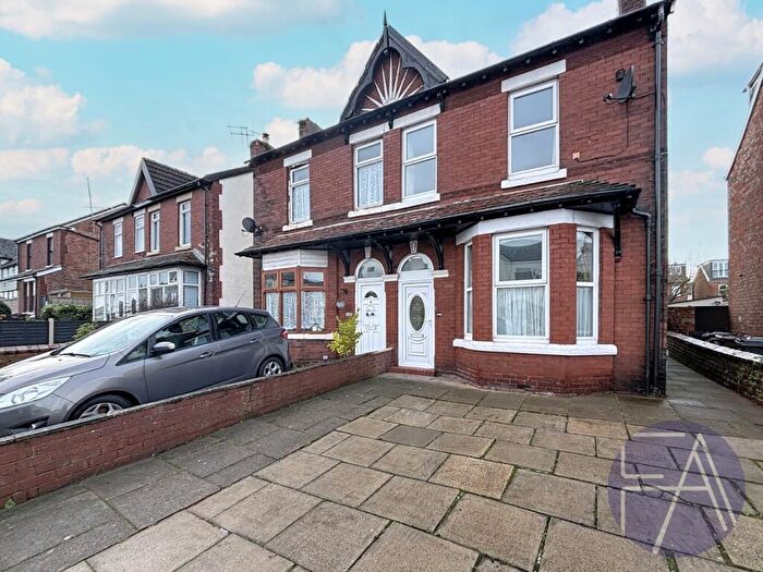 3 Bedroom Semi Detached House For Sale In Kew Road, Southport, Merseyside, PR8