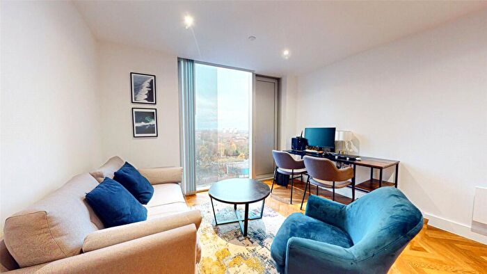 1 Bedroom Apartment To Rent In East Tower, Owen Street, Manchester, M15