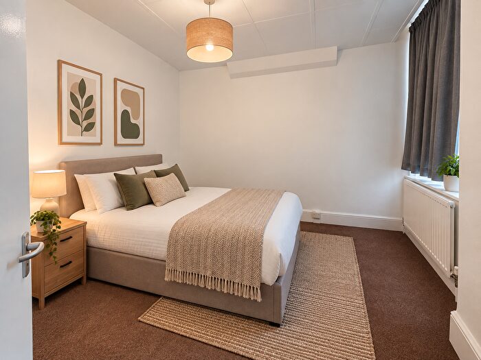 3 Bedroom Terraced House To Rent In Lyndhurst Road, London, N22