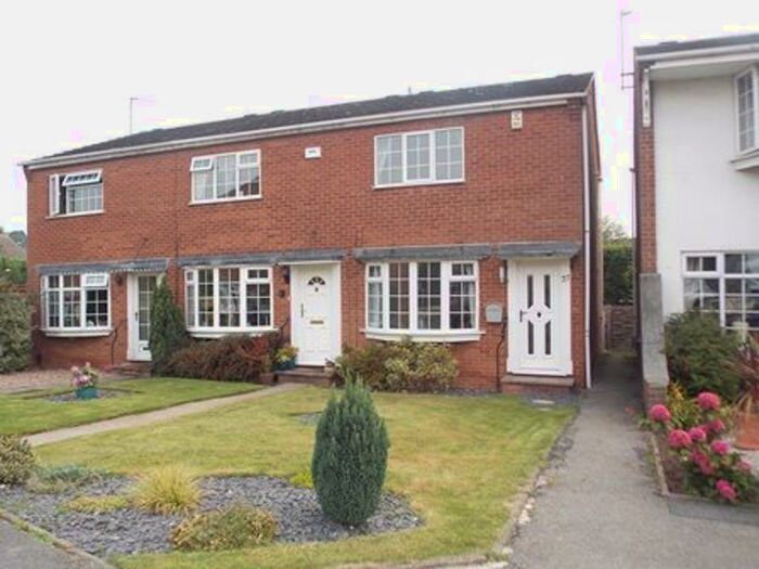 2 Bedroom Semi-Detached House To Rent In Sunlea Crescent, Stapleford, NG9