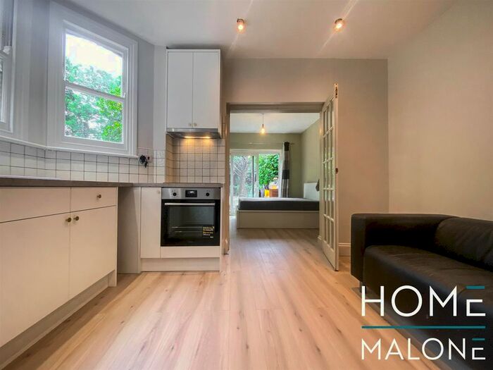1 Bedroom Flat To Rent In Newington Green, London, N16