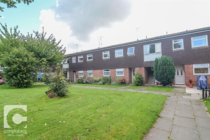 2 Bedroom Flat To Rent In Station Close, Neston, Cheshire, CH64