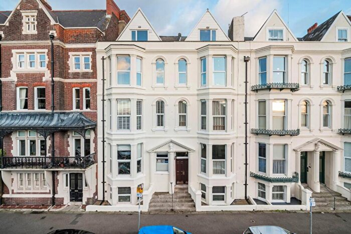2 Bedroom Flat For Sale In Western Parade, Southsea, PO5