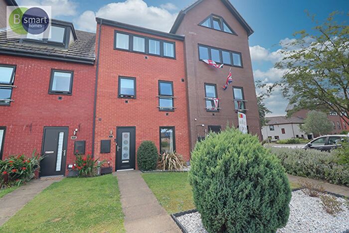 5 Bedroom Town House For Sale In Cawood Drive, Wath-Upon-Dearne, S63