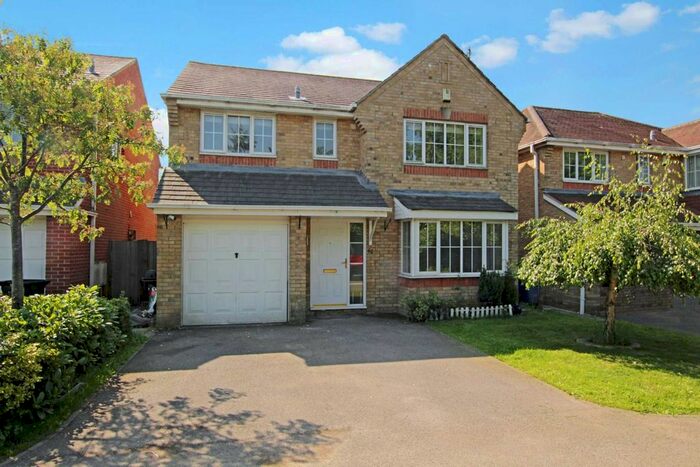 4 Bedroom Detached House To Rent In Germander Way, Bicester OX26