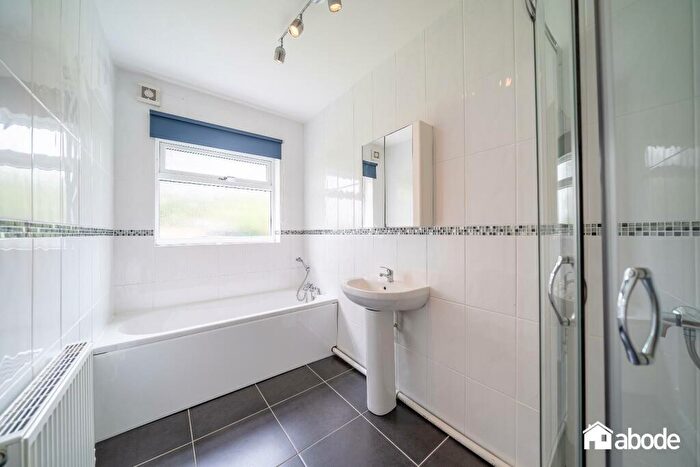 2 Bedroom Flat For Sale In Queens Drive, Wavertree, Liverpool, L15