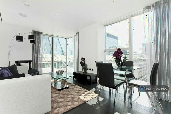 1 Bedroom Flat To Rent In The Heron, London, EC2Y