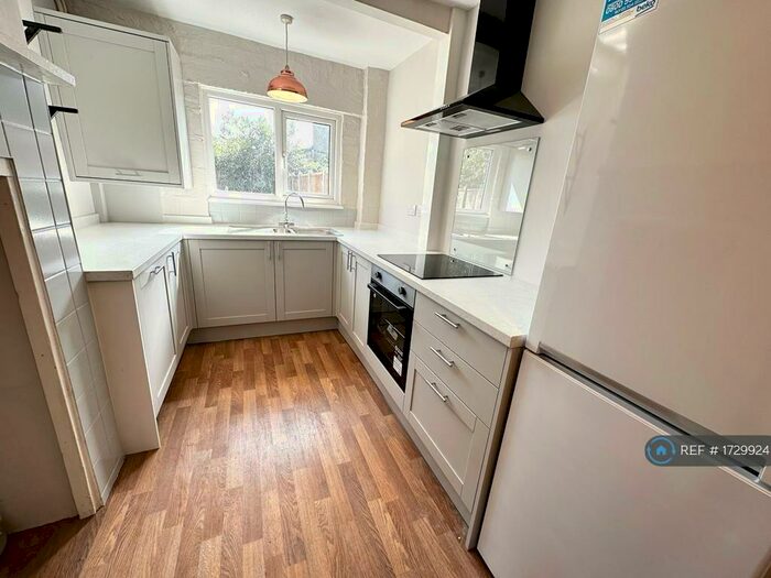 3 Bedroom Terraced House To Rent In Institute Road, Epping, CM16