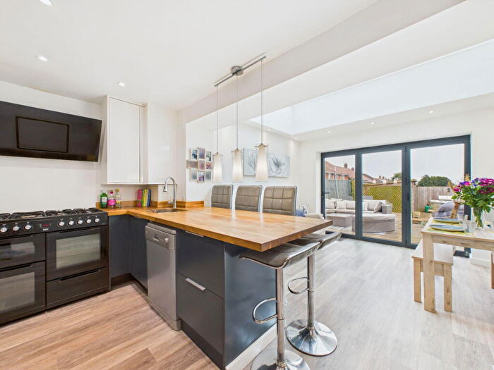 5 Bedroom Terraced House For Sale In Eastridge Drive, Bishopsworth, Bristol, BS13