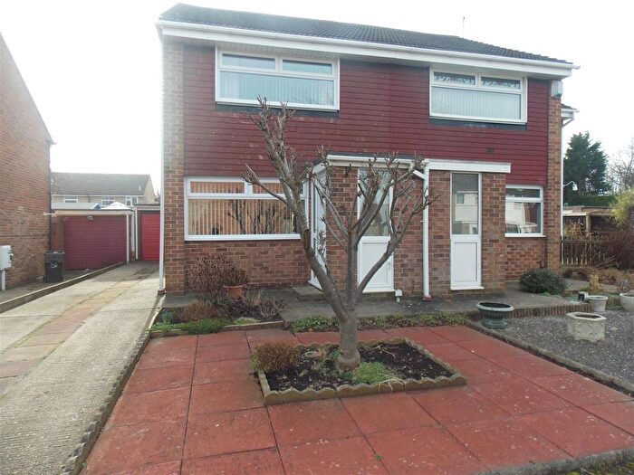 2 Bedroom Semi Detached House To Rent In Campion Grove, Marton-In-Cleveland, Middlesbrough, TS7