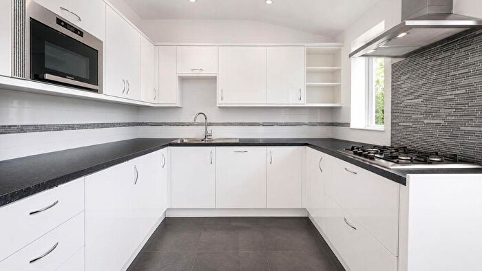 4 Bedroom End Of Terrace House To Rent In Kimpton Road, North Cheam, SM3