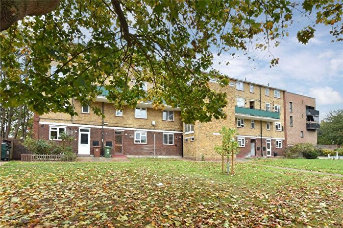 2 Bedroom Flat For Sale In Lee Church Street, Lewisham, London, SE13