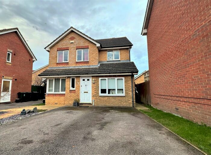 4 Bedroom Property To Rent In Saw Lodge Field, Kingsnorth, Ashford, TN23