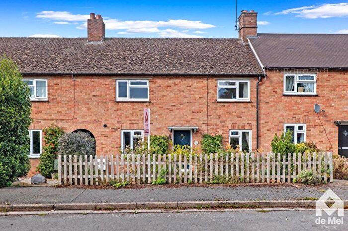 3 Bedroom Terraced House For Sale In Church Lane, Toddington, GL54