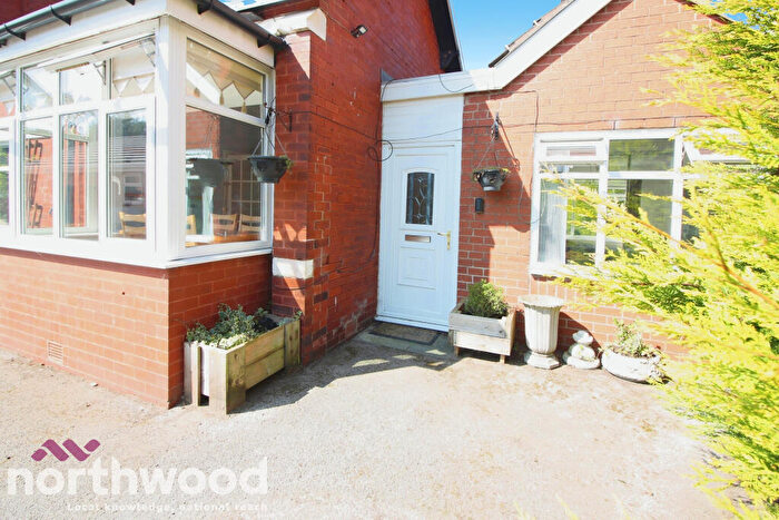 2 Bedroom Bungalow To Rent In Scarisbrick New Road, Southport, PR8