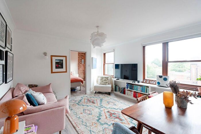1 Bedroom Apartment For Sale In Woodstock Road, Hartley Court Woodstock Road, OX2