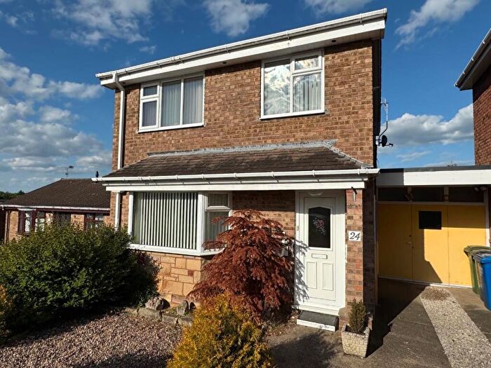 3 Bedroom Detached House For Sale In Bramshill Rise, Walton, Chesterfield, S40