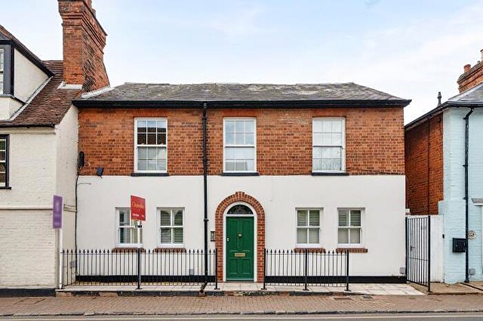 1 Bedroom Apartment For Sale In High Street, Reading, RG10