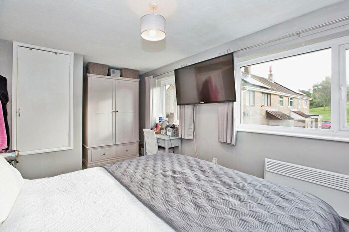 2 Bedroom End Of Terrace House For Sale In Bridle Way, Barwick, Yeovil, Somerset, BA22
