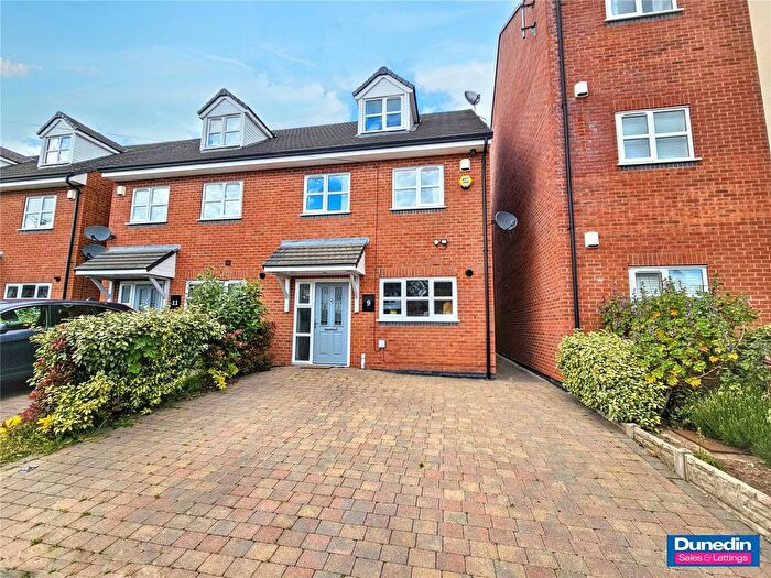 3 Bedroom Semi-detached House For Sale In Ashburton Road, Kings Heath, B14